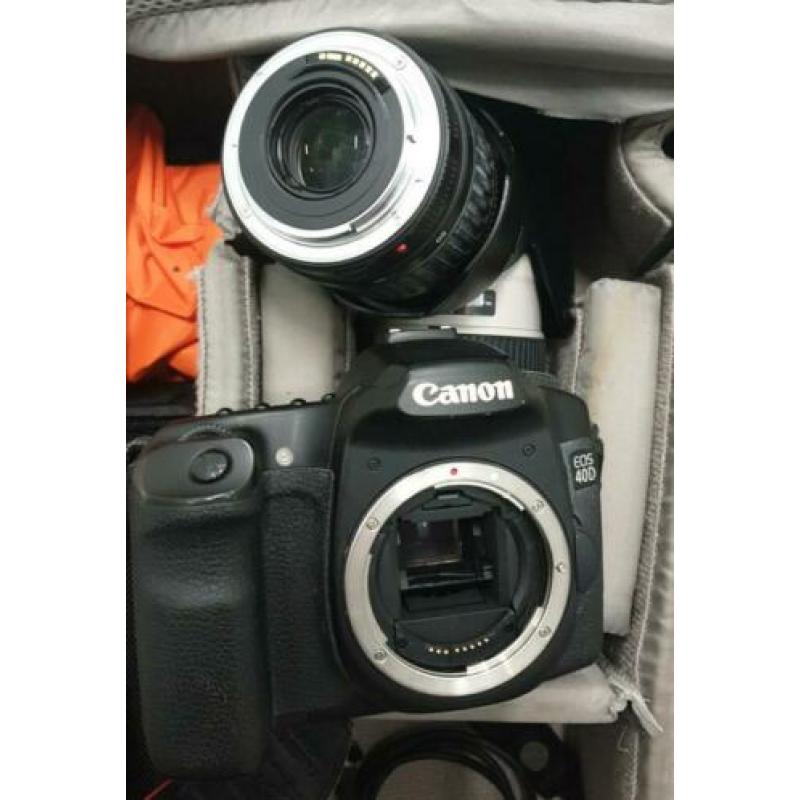 Canon EOS 40D + Canon EF 70-200 f/2.8 L USM + Grip + more