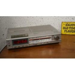Mooie Philips D7527 electronic clock radio recorder