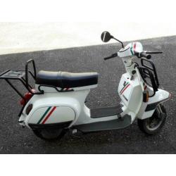 Vespa Retro scooter