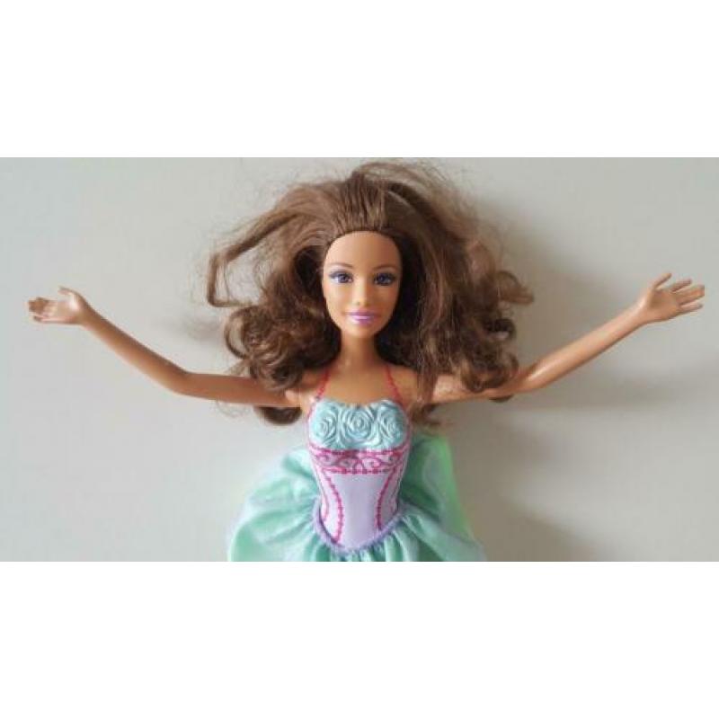 Barbie pop ballerina