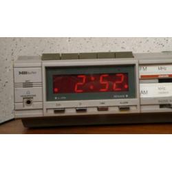 Mooie Philips D7527 electronic clock radio recorder