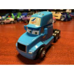 Disney Pixar Cars 1 the movie - MegaSize Dinoco Hauler 1:55