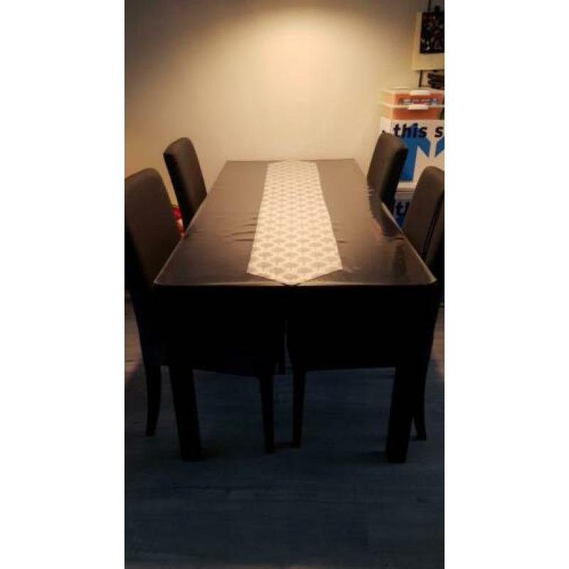 Eettafel uitschuifbaar tot 220cm (Ikea Bjursta) zwartbruin