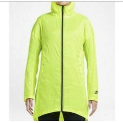 Nike jackje mt L met bijbehorende regenjas nieuw