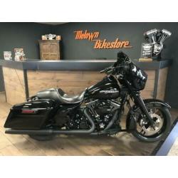 Harley-Davidson FLHXS Street Glide Special 103Ci Streetglide
