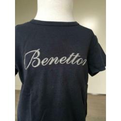 BENETTON shirt zwart / zilver nette staat mt 116 / 122 D4