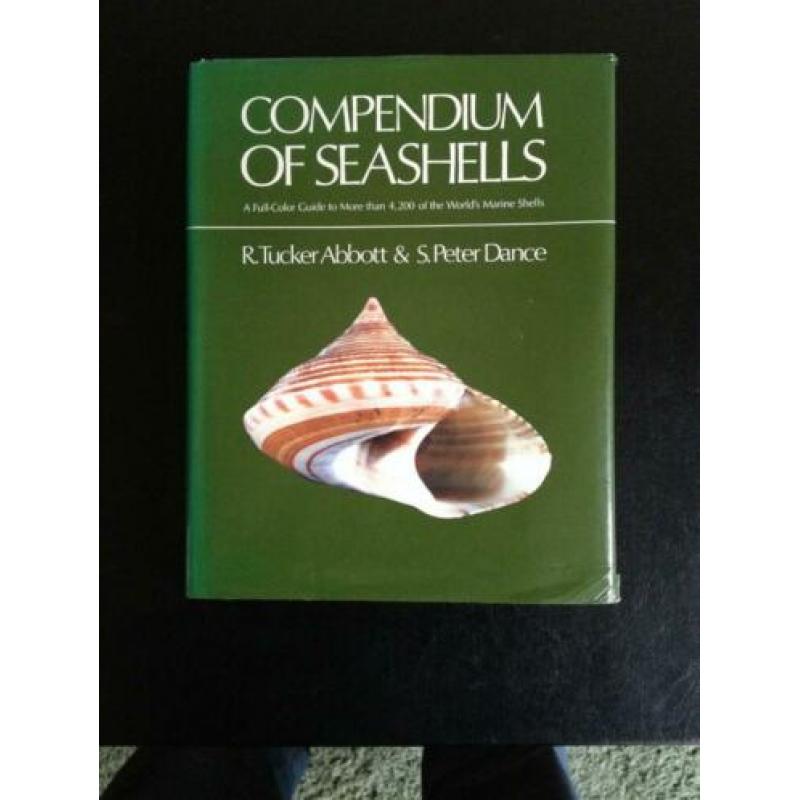 Compendium of seashells - R. Tucker Abbott - 1990