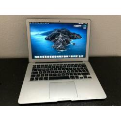 MacBook Air 13-inch 256GB 2014
