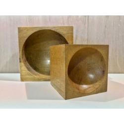 Bijzondere houten handgemaakte BLOKKEN met ronde uitsparing
