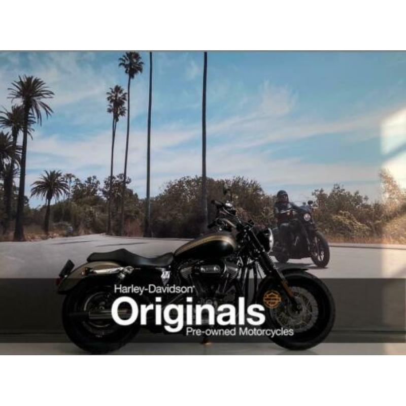 Harley-Davidson Sportster XL1200C CUSTOM