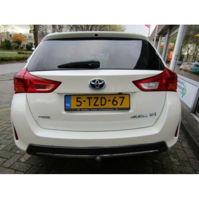 Toyota Auris Touring Sports 1.8 Hybrid Lease AUTOMAAT