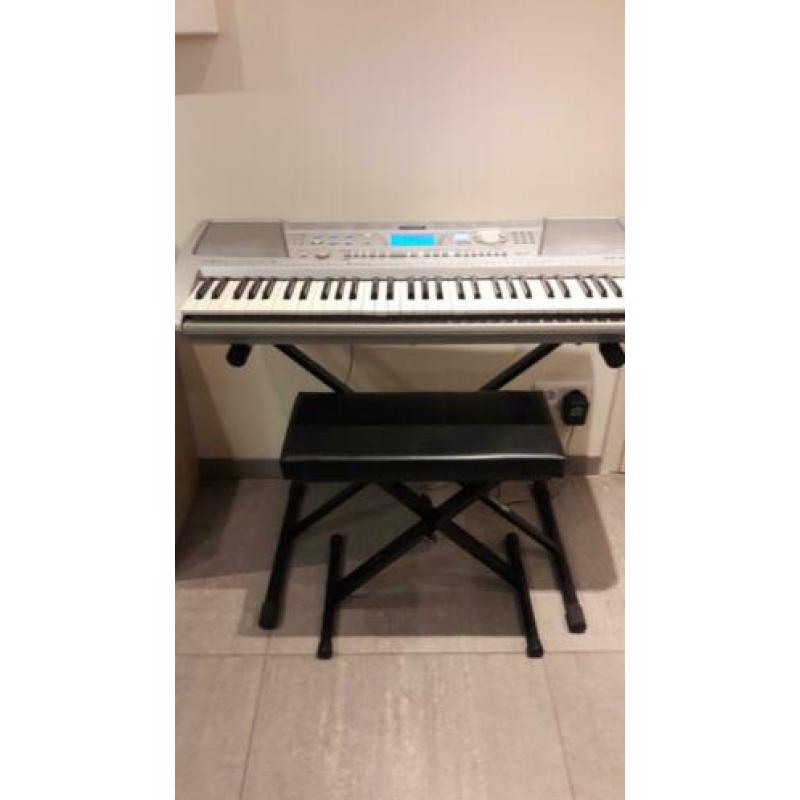 Keyboard Yamaha PSR-290 piano Midi keyboard