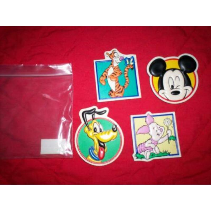 4 Disney Magneets.