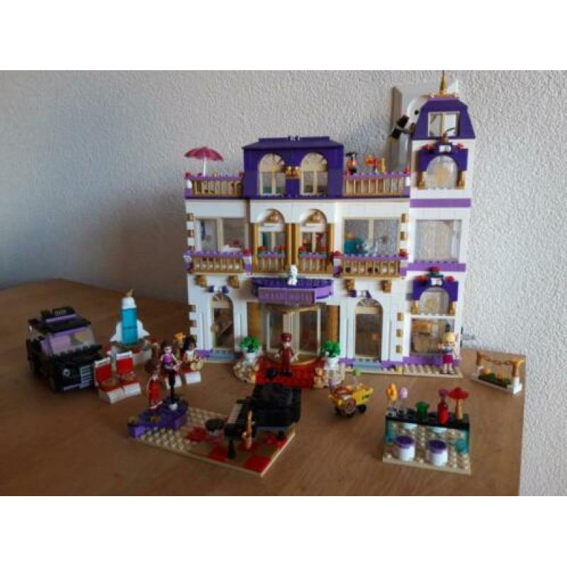 Lego Friends Heartlake Grand Hotel 41101
