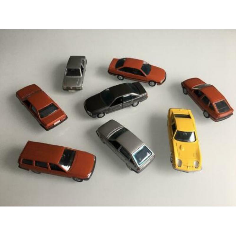 Partij / lot van 8 Gama Opel modellen 1:43 Kadett, Corsa etc