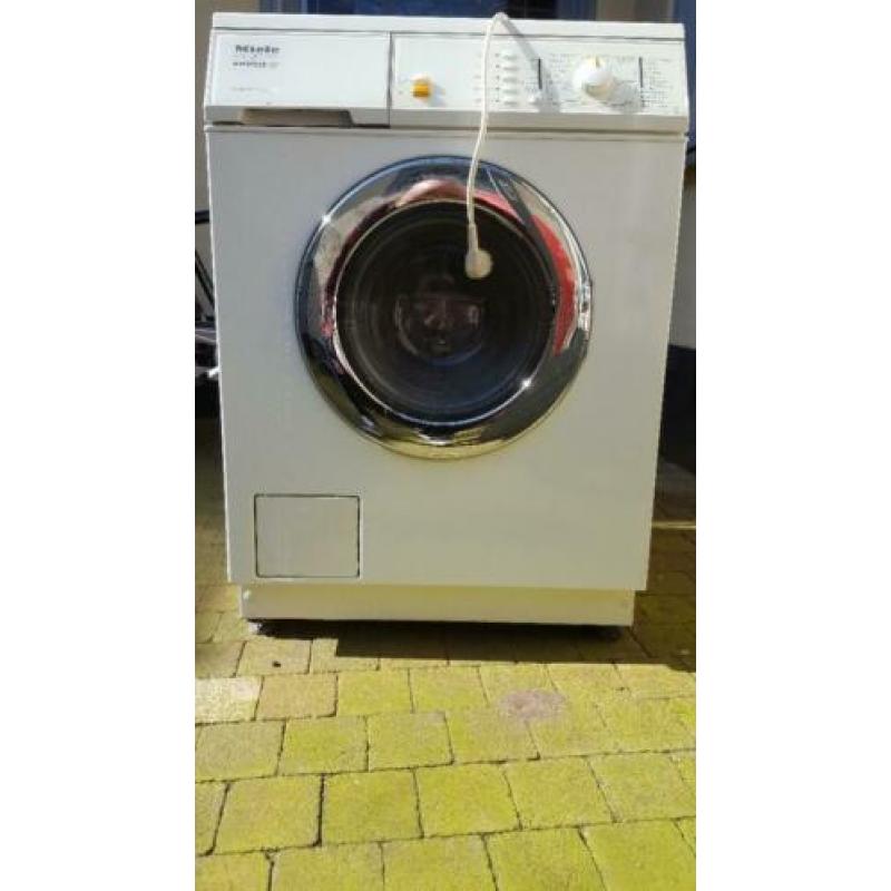Miele Novotronic wasmachine