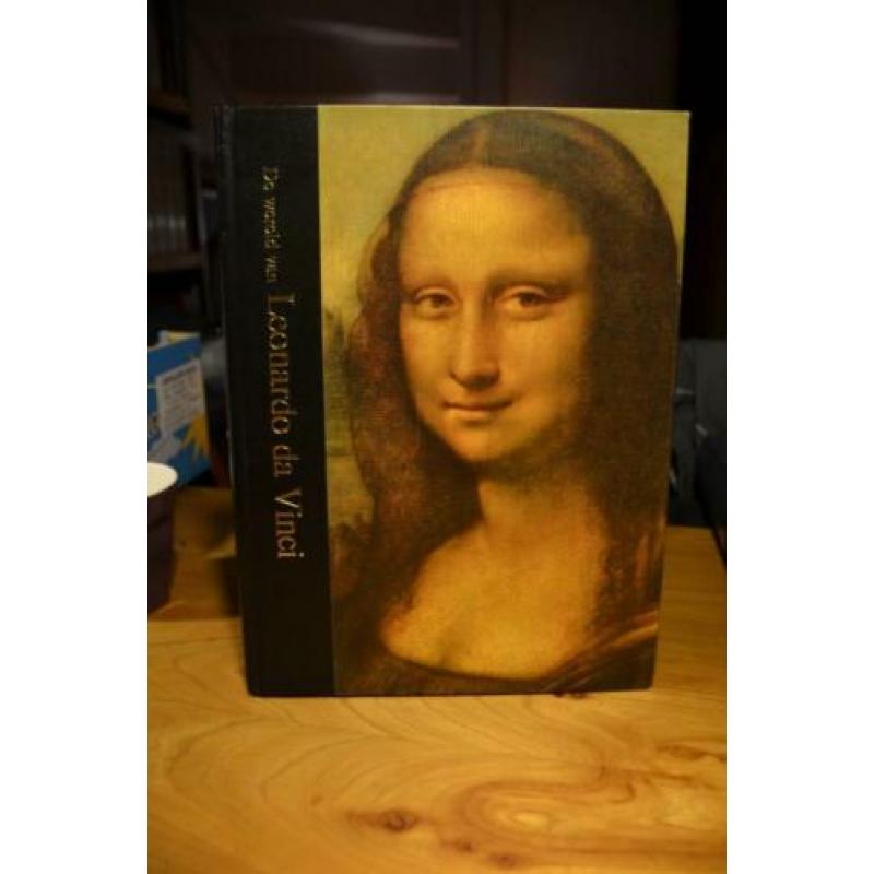 2 Mooie boeken over Leonardo de Vinci