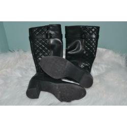 Mooie hoge zwarte laarzen van Graceland, maat 38